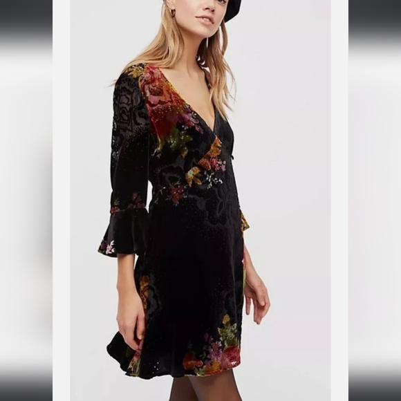 NWT Free People "Time On Your Side" floral Boho mini dress Black Small - Picture 1 of 8